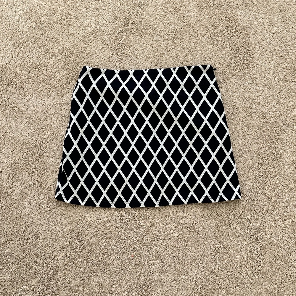 Navy and white patterned skirt